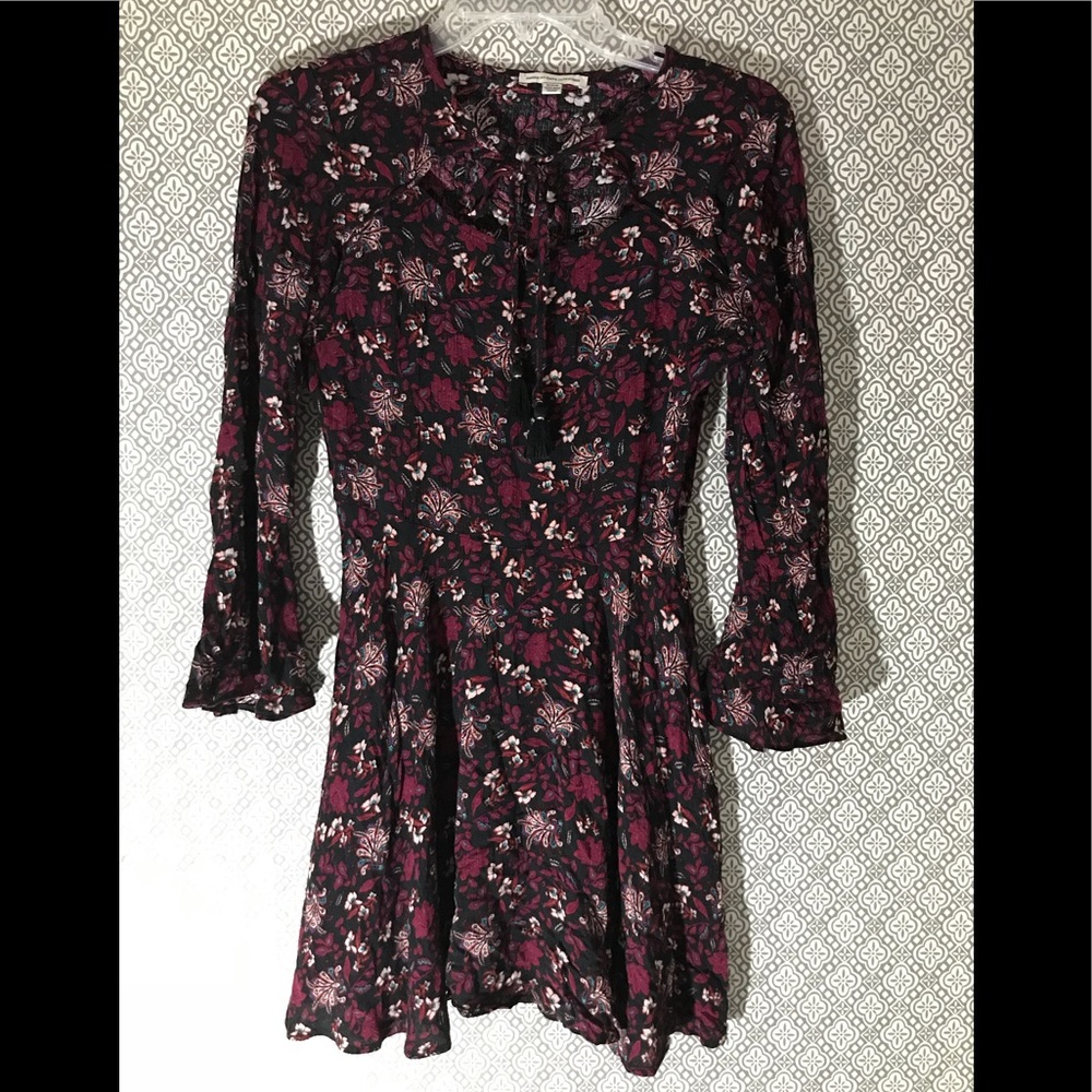 American Eagle floral bell sleeve dress